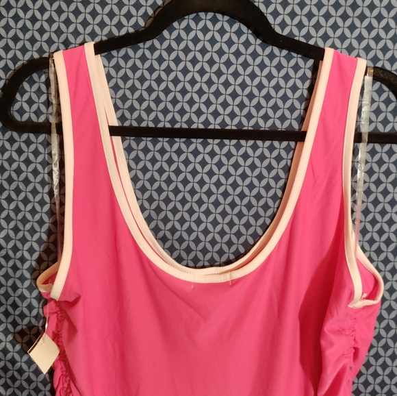 Derek Heart - Junior plus hot pink and white tie up tank top. New. Size - 2XL - Picture 5 of 6